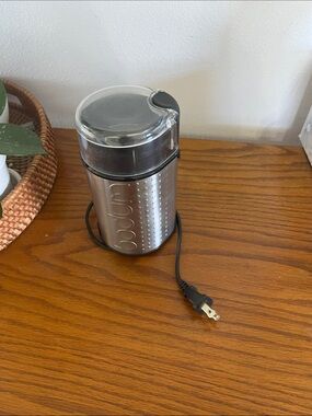 Bodum Stainless Steel Electric Coffee Grinder with Clear Lid
